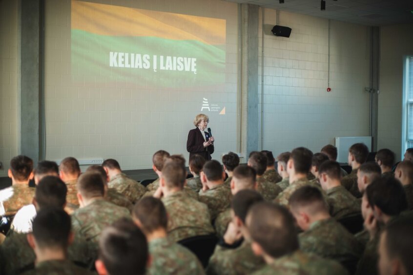 Istorinis pasakojimas „Kelias į Laisvę“ Lietuvos kariuomenės kariams